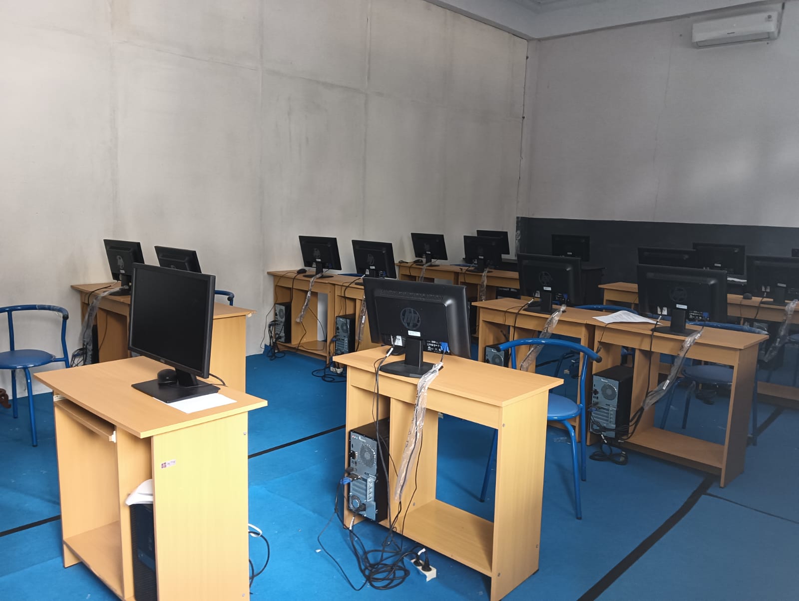Laboratorium Komputer &amp; Statistik
